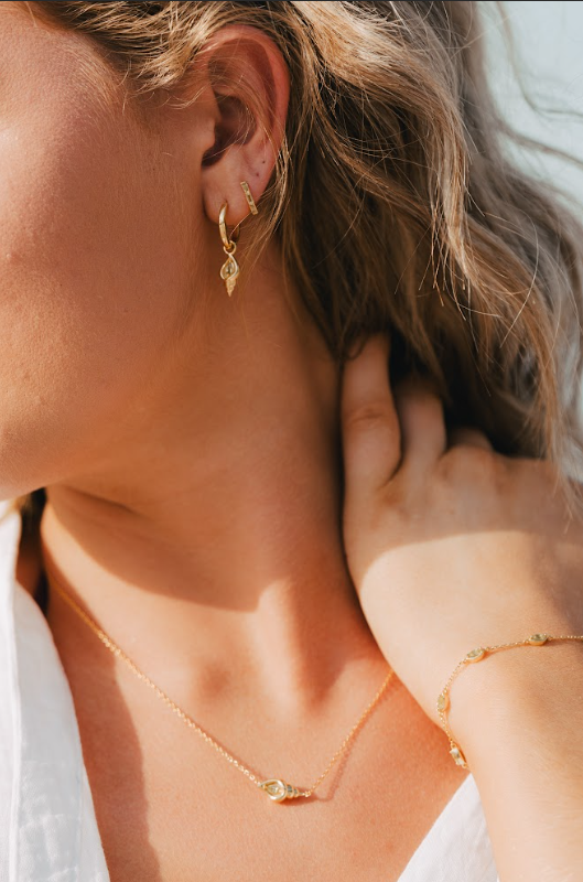 LIVV two-way charm hoops, 16k gold plating